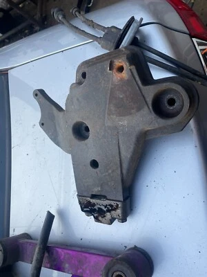 $89.98 • Buy Dodge Neon Srt4 Pt Cruiser Gt Oem Rh Front Motor Mount Bracket