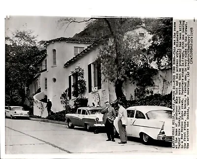 LG54 1958 Wire Photo HOME OF ELIZABETH TAYLOR & MIKE TODD AFTER HIS PLANE CRASH • $20