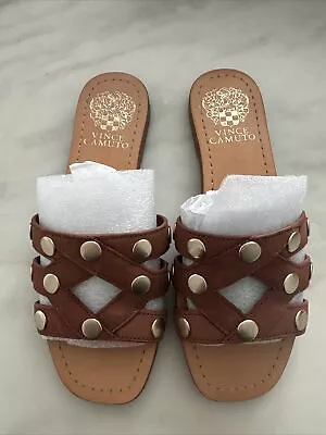 Vince Camuto Sandals • $20