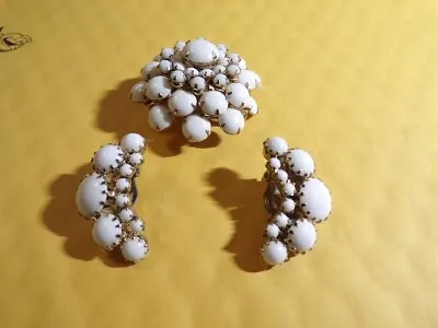 Vtg Weiss Clip Earrings Matching Brooch Unmarked White Milk Glass • $16.99