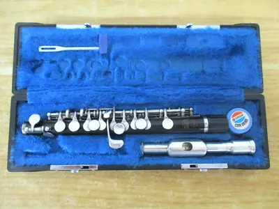 Yamaha YPC-31 Piccolo With Hard Case • $290