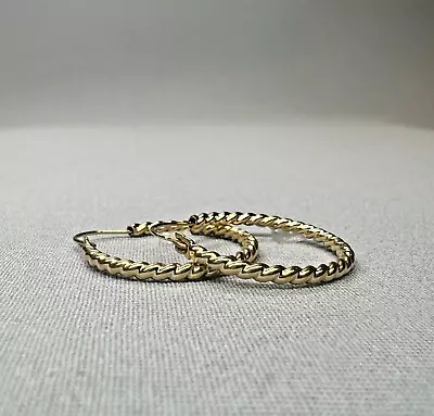 VINTAGE Preloved 14K Yellow Gold Rope Design 2mm Wide Hoops W/ Hoop Wire • $89