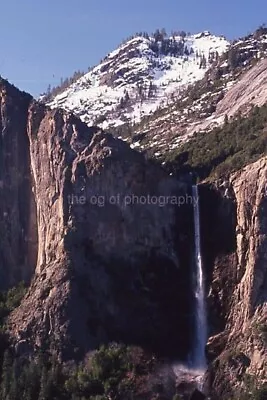 BRIDALVEIL FALLS 35mm FOUND SLIDE Photo COLOR YOSEMITE WATERFALL 33 LA 84 N • £13.61