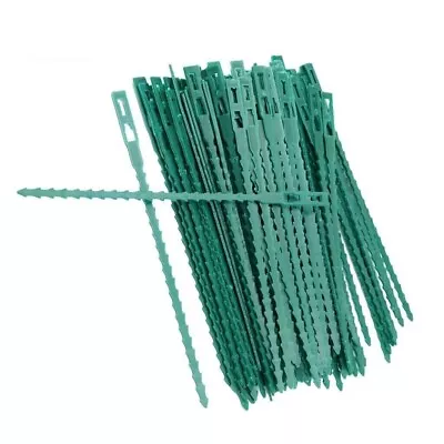 100 Green Garden Twist Ties Flexible Adjustable Plastic Plant Wire Support Cable • £4.75