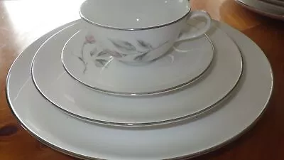  Vintage China Dinnerware Set Boutique By KENMARK Service 8 32 Pcs Platinum Trim • £192.75