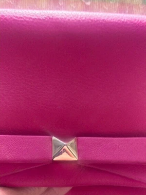 $29 • Buy Gorgeous Kate Spade Leather Fuschia Pink Clutch
