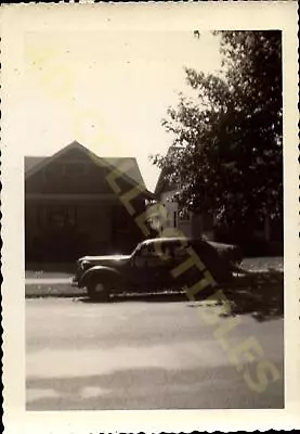 Vintage Found Snapshot Photograph  Old Car Parked By A Suburban Home • $10