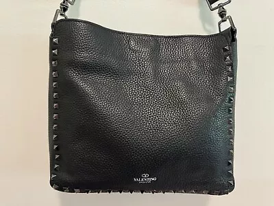 Valentino Garavani Rockstud Small Hobo Bag Black • $599