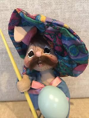 Annalee Dolls 7” Artist Bunny Painting  Egg 1995 Vintage • $12.99