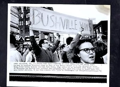 Milwaukee Braves 1957 World Series Press Photo BUSHVILLE WINS Defeats Yankees • $9.99