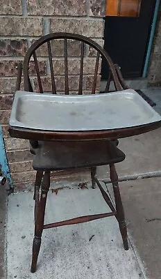 VTG 1940-1950's Wooden Spindle Baby High Chair With Removable Metal Tray • $105