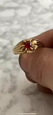 9ct Gold Vintage Garnet Gyspy Ring • £159