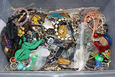 Costume/fashion Craft/junk Only Jewelry Lot-broken/tarnished-10 Lbs 1.3 Oz • $17.99