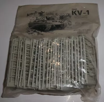 Modelkasten 1/35 Soviet KV-I Tank Track Set (Z145) • $20