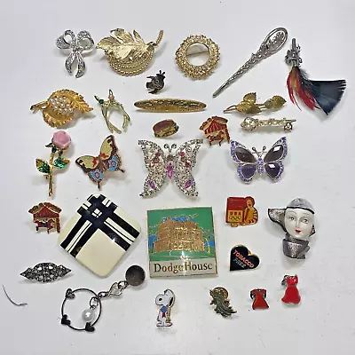 Lot Of Costume Jewelry Rhinestones Flower Butterfly Mixed Pins Brooches • $24.99