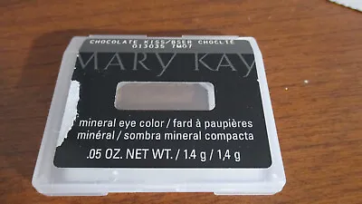 MARY KAY .05 Oz MINERAL EYE COLOR CHOCOLATE KISS ~013035~ New • $11.62