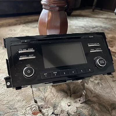 2013 2014 2015 Nissan Altima Am Fm Cd Radio Receiver W/o Navigation 5  Display • $100