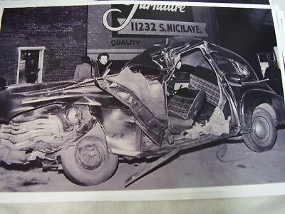1946  Chevrolet   Wrecked   11 X 17  Photo  Picture    • $27.09