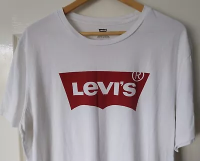 LEVIS  Mens  T-shirt White & Red Iconic Logo Size: XL • £9.90