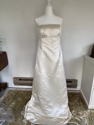 J.Crew Ivory Vivian Wedding Gown Size 8 100% Silk Never Worn Full Length • $150