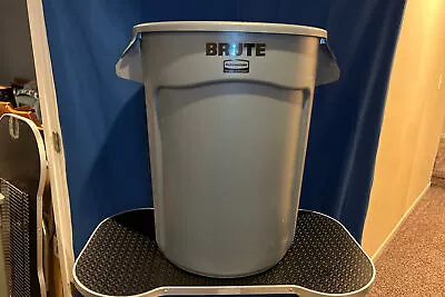 Round Brute Trash Can - No Lid • $42