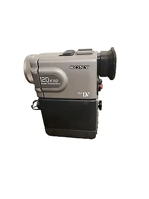 Sony DCR-PC7 Mini DV Camcorder Carry Bag Untested No Battery  • $35.99