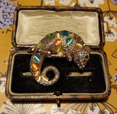 Vintage Style Chameleon Gecko Brooch Pendant Fab Glam Very Sparkly  Stunning  • $17.55