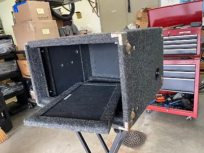Carpet Covered 6 Space Rack Case • $149