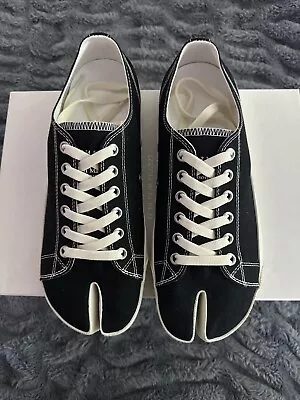 Maison Margiela Tabi Sneakers Size 42 EU • $300