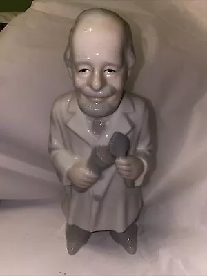 Porcelain Doctor Physician Medicine Figurine House Of Global Arts 8” New Vintage • $14