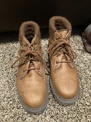 Northern Territory Vintage Women’s Boots Size 6 Brown Lace Up  • $25
