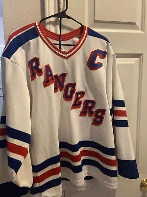 Vintage New York Rangers Mark Messier Jersey White CCM Size M • $100