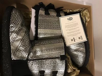 New UGG K BAILEY BOW HOLIDAY  1004797Y K  / BLK • $199.99