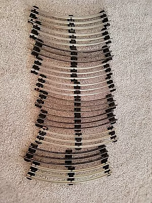 Vintage Lionel 3 Rail Curved Train Track O Gauge Pieces 9  • $2.15