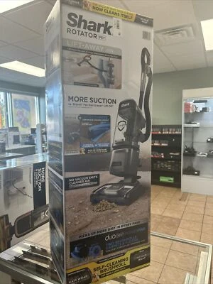 $169.99 • Buy Shark Rotator Lift-Away Pet ADV LA500 Vacuum With Duo Clean NEW