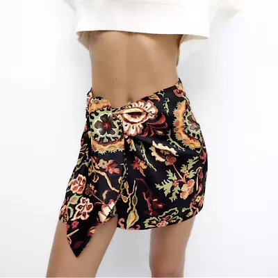 Zara Retro Floral Print Tie-Front Mini Skirt • $35