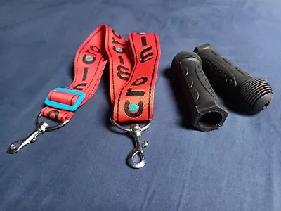 Microscooter Red Carry Strap. Black Hand Grips. • £5