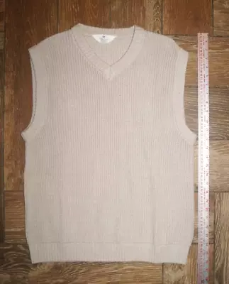 H&m Womens Sweater Vest Beige Tan 12/14 • $8.99