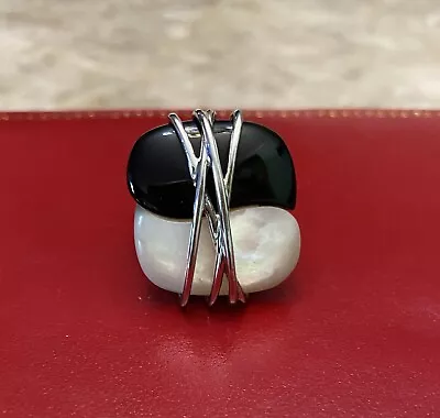 MOTHER OF PEARL & ONYX 925 STERLING SILVER  LADY  RING Size 65-7 1”x1” • $50