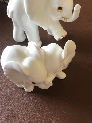 £9 • Buy Royal Osborne Bone China Elephants Couple Ornament 03211 Plus One Other  1421