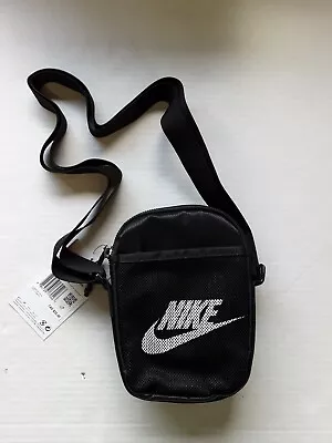 Nike Heritage Mini Cross Bag Saddlebag Small Item Pouch Body Bag BA5871-010 • $34.24