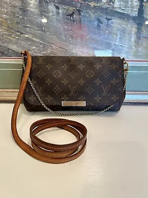 ❤Favorite MM Louis Vuitton Monogram M40718 Crossbody Handbag Clutch • $650