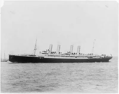 Photo:S.S. KAISER WILHELM DER GROSSEc1897Full Port Viewship • $9.99