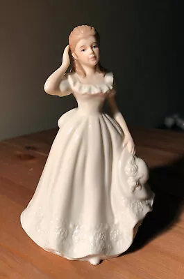 Ivory Regal Matte+glossy Porcelain Ceramic English Rose Female Figurine/figurine • $55