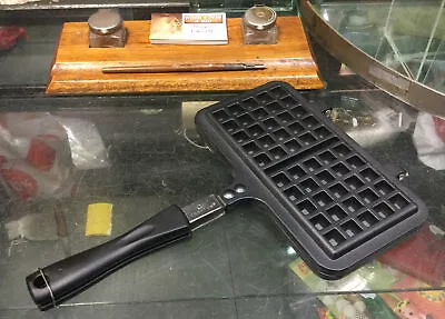 Crofton Waffle Jaffle Maker Press • $27.95