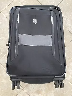 Victronix Werks Traveler 6.0 Soft Side Expandable Carry On 22” Luggage • $195