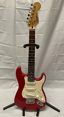 Squier Fender Mini Stratocaster Guitar RH  Tone & Volume Control No Strings • $187.99