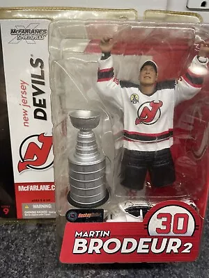 McFARLANE SPORTS PICKS NHL 9 NJ DEVILS GOALIE MARTIN BRODEUR W/ STANLEY CUP 2004 • $35