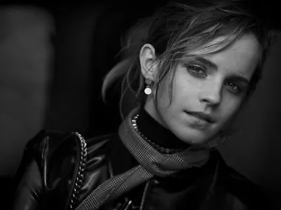 V7083 Emma Watson Pretty Hot Cool Face Portrait Actress BW WALL POSTER PRINT AU • $20.85