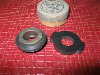 NOS 1938-1940 Packard 8 Cylinder Water Pump Seal Kit. In Box! • $27.99